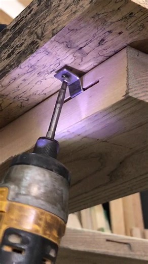 Using these clip fasteners to attach table top 👍 these clips allow for seasonal wood movement #fyp #woodworking #carpentry #diy