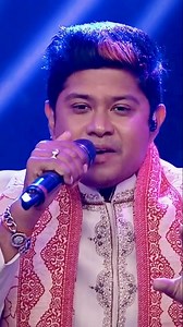 “Bawariya tore pyar mein “ ❤️ @tushar_arjun❤️ Composition lyrics @guitarforlife.akshay SOI #tushararjun Keep blessing #love #music #instagram#reels | Tushar Arjun