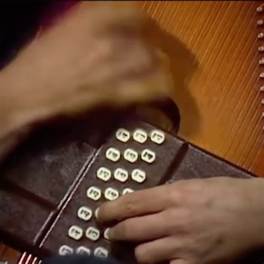 Brilliant clip of Billy! | Billy Connolly Fans