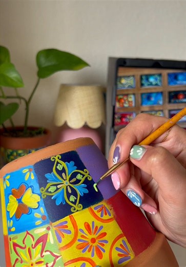 Custom-made with love! This hand-painted pot was created to match my customer’s herb storage🪴 Want something made just for you? Message me to create your own custom pot💕