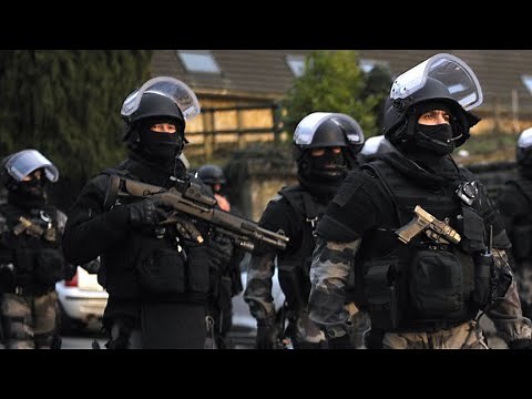 A Kiev, le GIGN se tient prêt à exfiltrer les Français sur place