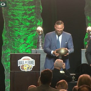 33K views · 1.3K reactions | Josh Sitton: Officially a Green Bay Packers Hall of Famer!  #PackersHOF | #GoPackGo | Green Bay Packers | Facebook