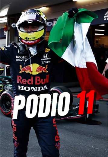 Checo Pérez en el Podio de Bakú 2021