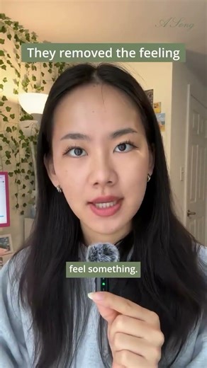 Cracker Barrel changed their logo and the internet was NOT happy they had to bring it back in 2 w...