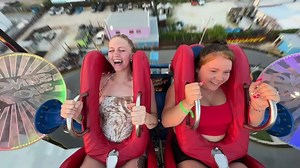 Quick boob slip on slingshot ride [1:03] - YTboob