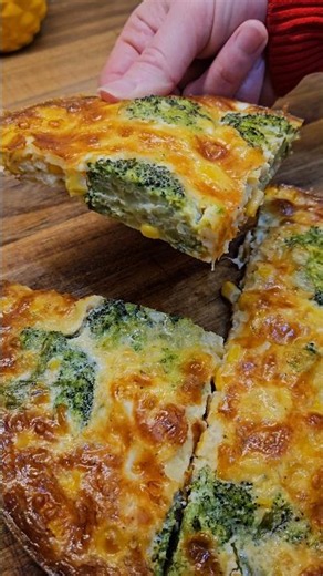 ​Gebackenes Omelett mit Brokkoli 🥦🧀🍳