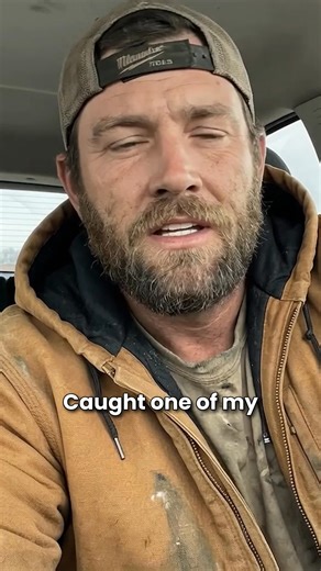 Chasing your team for timesheets? Track your crew's time AUTOMATICALLY to reduce admin work. Start now! | ConstructionClock