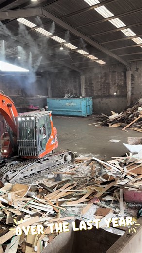 ♻️ Turning waste into opportunity! This massive pile of wood is being diverted from landfill and given a second life 🔨🌍 Every load counts toward a more sustainable future. #WoodRecycling #LandfillDiversion #SustainableNZ #PinkBins #WasteNotWantNot