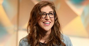 Who is Mayim Bialik dating? Tragic tale of broken marriage and 'depressing' break-up of the 'Call Me Kat' star