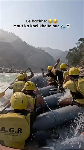 Bolo gange maiya kii jayyyy🙏🏻😂 #rishikesh #rishikeshrafting #gangaaarti #rishikeshtrip