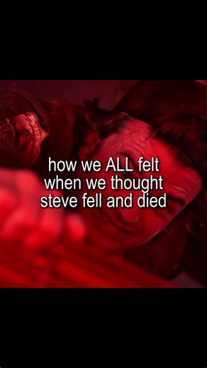 We ALL thought steve fell to his death😭🙏🏽 thank god for Jonathan #steveharrington #joekeery #jonathanbyers #charlieheaton #strangerthings