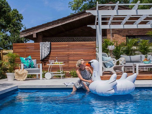 Fibreglass vs. Concrete Pools: What You Need to Know