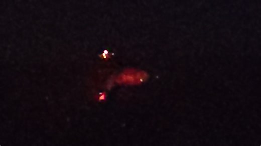 Feu d'artifice du Nouvel an ! Tiré dans le Val de Loire, côté Nièvre, face à Saint-Satur, le feu d'artifice a marqué le changement d'année et attiré les regards vers la Loire, quelques instants, mercredi 31, vers minuit... | La Voix du Sancerrois