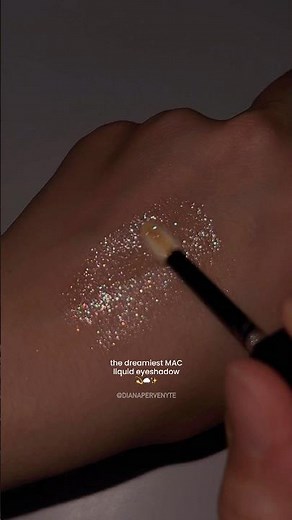 the dreamiest MAC liquid eyeshadow🧚🏻‍♀️💫✨