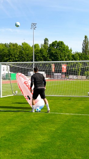 85K views · 837 reactions | Intense goalkeeping session | Modern Goalkeeping | Facebook