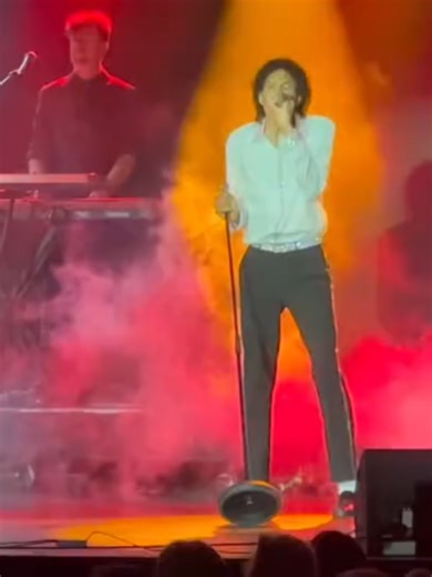 Don't Stop 🪩 Michael Jackson Tribute @mamasetribute #kingofpop #michaeljackson #moonwalker #michael #sing