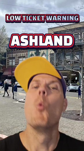 32K views · 351 reactions | IF UR A STUDENT OR JUST PLAIN BROKE USE THE PROMO CODE STUDENT AT CHECKOUT 4 A BIG DISCOUNT  TIX IN COMMENTS | Skweezy Jibbs | Facebook