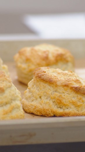 Anna Olson on Instagram: "Make the flakiest scones with these key tips! #bakingwisdom #scones #bakingtips"