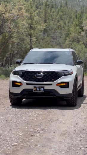 This Unique 2020 Ford Explorer ST was tuned by our friends at @unleashedtuning using our X4 Programmer! What do you think of @the_xcalibur 's build? 😎 #SCTPerformance #fordexplorer #fordexplorerst #explorerst #fordst #fordsofinstagram #stnation #st #fordperformance #fordmotors #ecoboost #fordfan #fordfans #slammed #stancenation #slammedenuff #stance #baggedtrucks #baggedlife #slammedsociety #slammedstangs #mustang_fans #theponyaddicts #mustangram #fordpower | SCT Performance