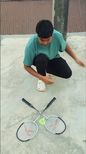 Normal Badminton Rackets Unboxing & testing #shorts