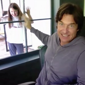 Watch Jason Bateman's Daughter Adorably Crash His Interview With Jimmy Kimmel