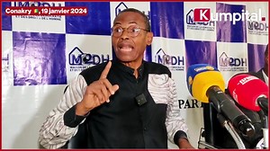 195K views · 7.8K reactions | "On applaudit pas un président, on le critique, on le dénonce" Selon Thierno Monénembo, écrivain guinéen  qui était face à la presse ce mercredi 31 janvier 2024 à Conakry | KUMPITAL | Facebook