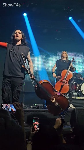Apocalyptica - Creeping Death (Carioca Club 16/10/26) ‪