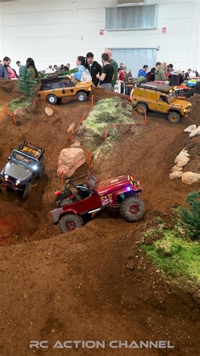 RC Crawler CONQUERS Every Obstacle! 🔥 Model Expo Italy 2026