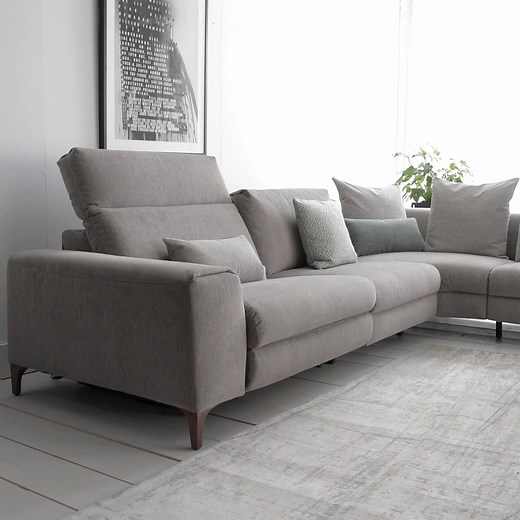Each and every ROM sofa is completely made to measure - whether you’re after an extra-large corner sofa or electronically adjustable seats, we can create your dream design. > bit.ly/2OP3rdK | ROM Sofas UK