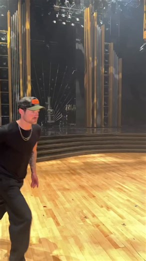 462K views · 8.1K reactions | Getting into character… #DWTS | Daniella Karagach Pashkova | Facebook