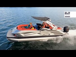BENNINGTON 25 QX - Walk Through Pontoon Boat - The Boat Show