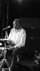 Clyde is COOKIN! 🔥🔥🔥🔥 #clydestubblefield #funk #drummer #drumfluence #drumgroove #pocketdrummer #drumbeats #FunkyFriday #funkydrummer | Drumfluence