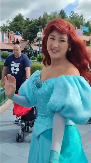Ariel est au pavillon des Princesses à Disneyland Paris