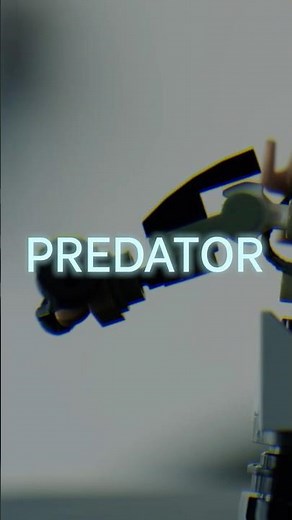 I Built a LEGO Predator (Alien Hunter)