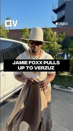 Jamie Foxx pulls up to #VERZUZ
