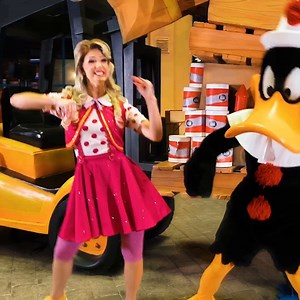 35K views · 43 reactions | Can’t stop the beat! 朗 Join #DaffyDuck and...