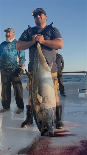 At Tackle Express, we’re anglers first — we get it. When the bite is on, you don’t have time to wait. That’s why we ship fast, so you can get on the water faster and stay ready for every strike. 🎣 Shop smart. Fish sooner. tackleexpress.com | Tackle Express