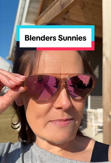 Midwest life is it warming up to 40 degrees and us dressing like it’s summer 😆🫣 thank goodness I grabbed these new sunnies for this warm day! @Blenders #blenders #sunglasess #sunnies #sunshine #midwest
