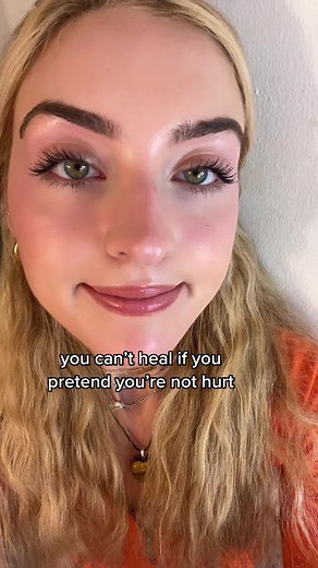 My Feet Are Off the Ground - Song Lyrics & TikTok Trend