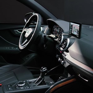 Nuova #AudiQ2 accelera il progresso perché è già connessa col futuro. Scoprila con Audi connect e sistemi di assistenza evoluti. Nuova Audi Q2. Your personal accelerator. https://youtu.be/9rd8MVb4Axw | Audi Italia