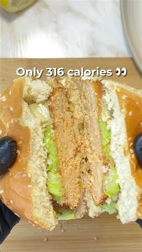 High Protein McChicken Recipe 🍔 40g Protein & Only 316 Calories#shorts