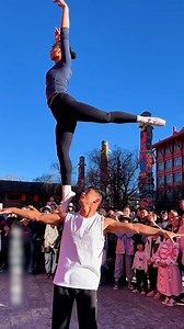 That's some serious skills there! 😲 | Handy Dandy