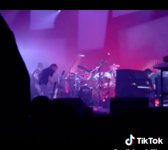 karma police, live in copenhagen 2006 || #radiohead #okcomputer ||