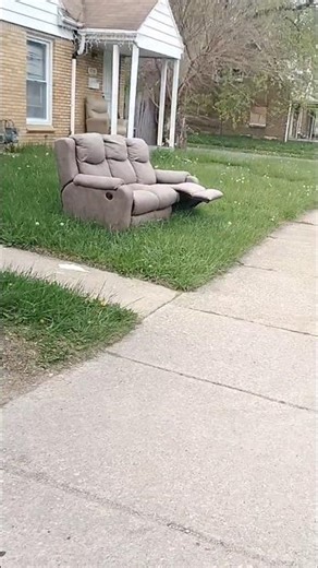 In Detroit,it's normal to have your couch sitting in your grass 😬🥶 #7mile #dahood #westsidestories
