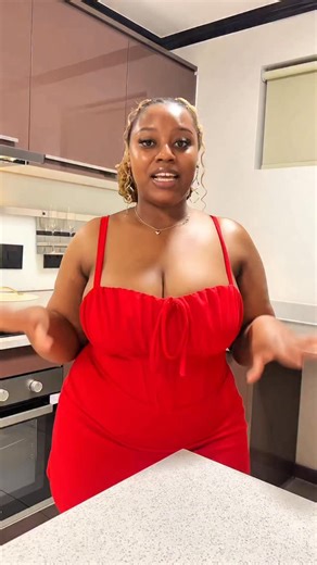 Grace Mushavhela on Instagram: "CookMas Series✨🎄 Part 1: Beetroot and Carrot Julienne Salad✨ #christmassalads #saladideas #christmasrecipes #beetrootrecipe #christmaslunch"