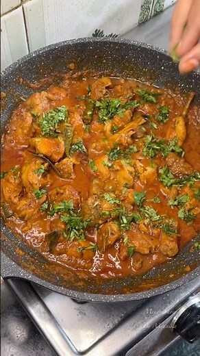 Dhaba Chicken Recipe | Street Style Spicy Chicken Curry | Desi Restaurant Taste