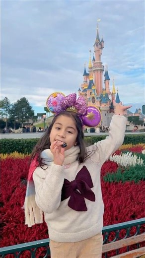 Making Mia's dream come true 😍🥹 #disney #girldad #travel #paris