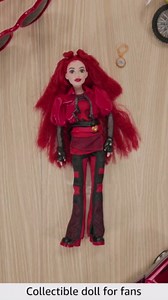 Mattel Disney Descendants: The Rise of Red Fashion Doll & Accessory – Red, Daughter of Queen of Hearts with Movie-Inspired Clothes & Pocket Watch