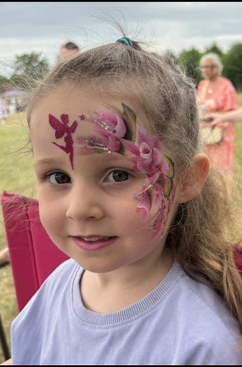 Here’s my first attempt at filming an on the job face painting design! Using @facepaintinghub Everyday palette #faceassociation #facemember #sharemyfacepaint #freshandfunkyfaces #viral #festivalfacepainting #kidsfacepainting