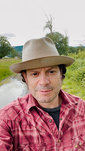 Twenty years ago in the wake of 9/11, National Geographic photographer Aaron Huey walked across America—documenting his journey and the people he met along the way. The inspiring project started his photography career. | National Geographic Travel